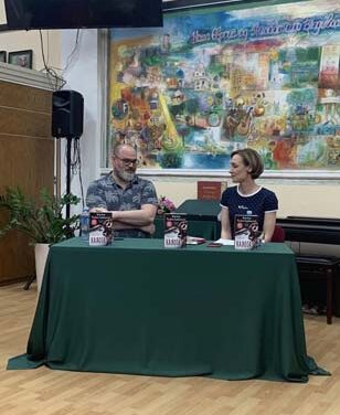 ОДРЖАНА ПРОМОЦИЈА РОМАНА „КАРОТА“ ДАРКА ТУШЕВЉАКОВИЋА