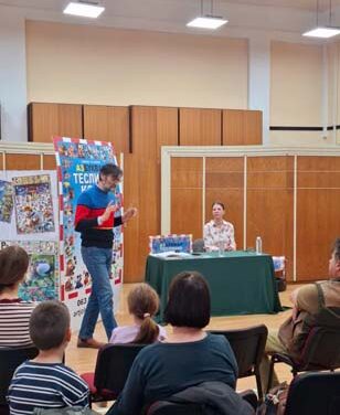 ПРЕДСТАВЉЕН „АЗБУКВАР“ МИТРОВАЧКОЈ ПУБЛИЦИ